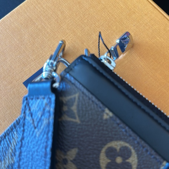 Louis Vuitton Zippy Dragonne Macassar Wallet with Strap - Picture 2 of 9
